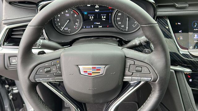 new 2025 Cadillac XT6 car, priced at $60,540