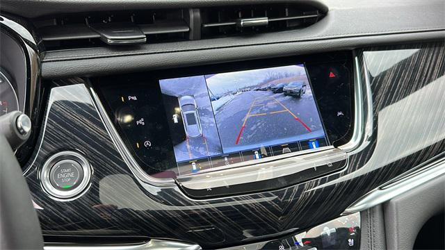 new 2025 Cadillac XT6 car, priced at $60,540
