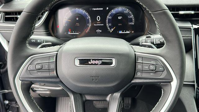 new 2025 Jeep Grand Cherokee car, priced at $43,504