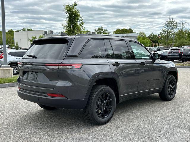 new 2025 Jeep Grand Cherokee car, priced at $43,504