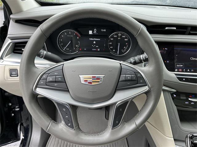 used 2021 Cadillac XT5 car, priced at $30,962