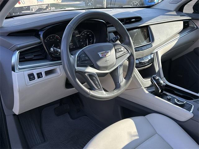 used 2021 Cadillac XT5 car, priced at $30,962