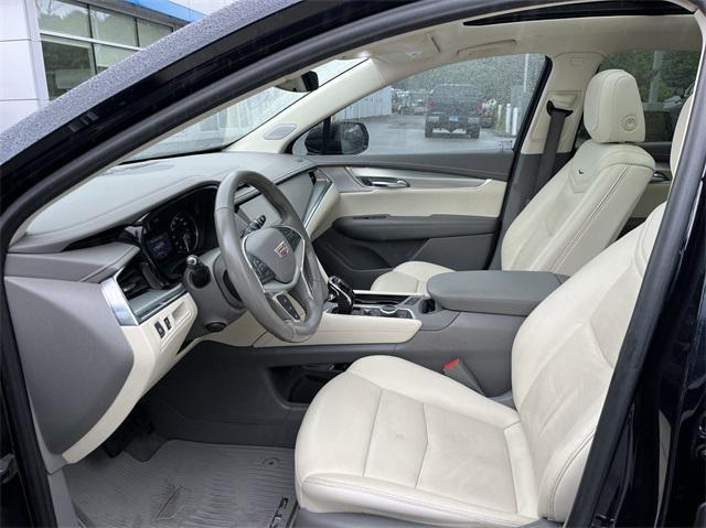 used 2021 Cadillac XT5 car, priced at $30,962