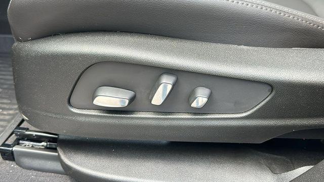 new 2025 Cadillac XT5 car, priced at $54,610