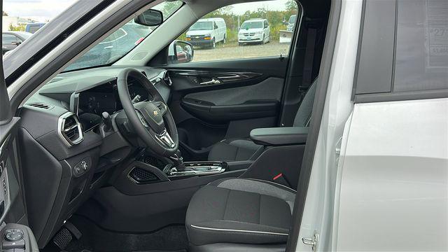 new 2026 Chevrolet TrailBlazer car, priced at $30,870