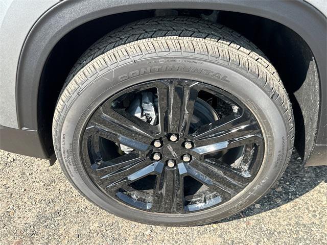 new 2025 GMC Acadia car, priced at $54,325