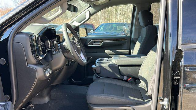 new 2025 GMC Sierra 1500 car, priced at $45,890