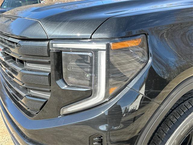 new 2025 GMC Sierra 1500 car, priced at $50,890