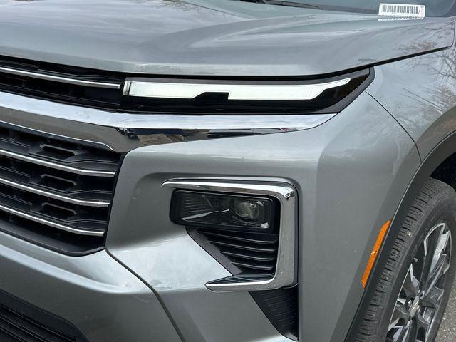 new 2026 Chevrolet Traverse car, priced at $47,920