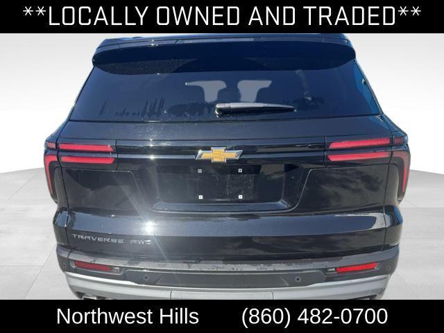 used 2025 Chevrolet Traverse car, priced at $41,299