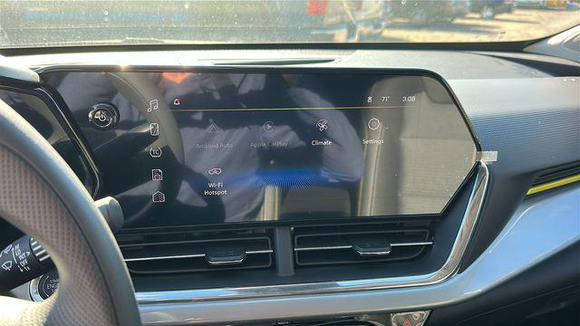 new 2026 Chevrolet Trax car, priced at $22,995