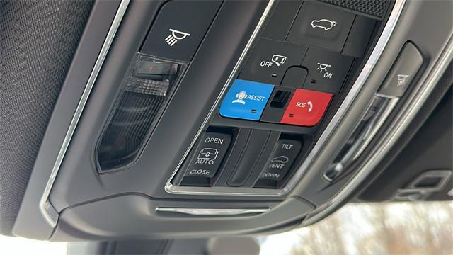 new 2025 Jeep Grand Cherokee car, priced at $39,004