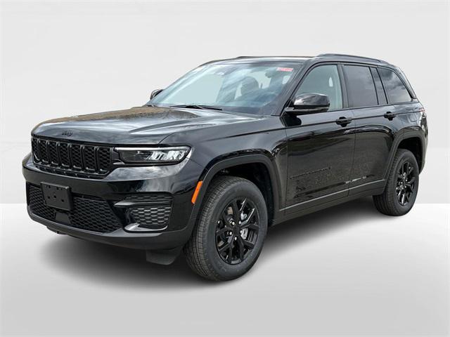 new 2025 Jeep Grand Cherokee car, priced at $39,004