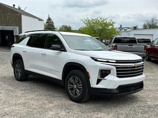 new 2025 Chevrolet Traverse car, priced at $43,695