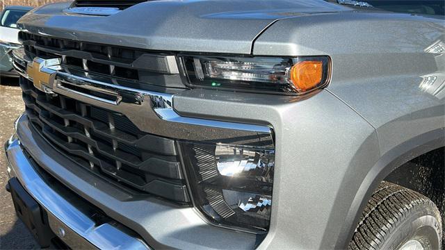 new 2025 Chevrolet Silverado 2500 car, priced at $63,500