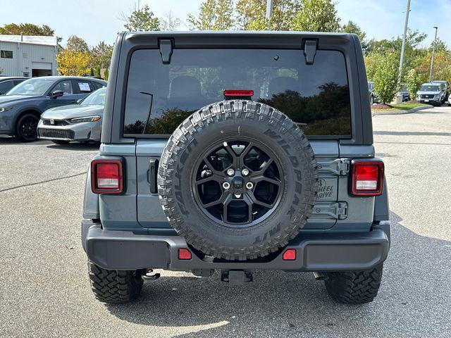 new 2025 Jeep Wrangler car, priced at $44,687