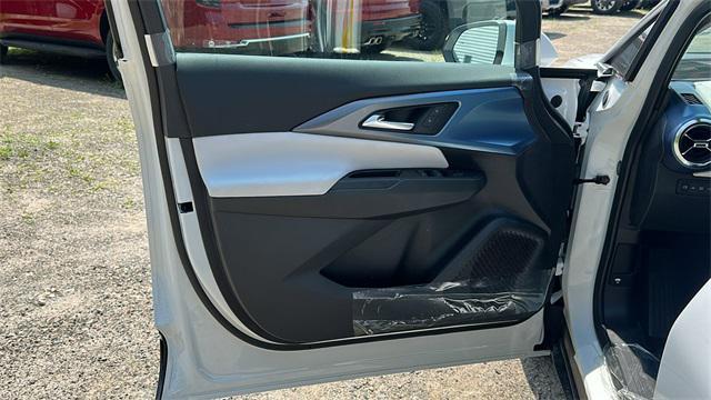 new 2025 Chevrolet Equinox EV car, priced at $29,640