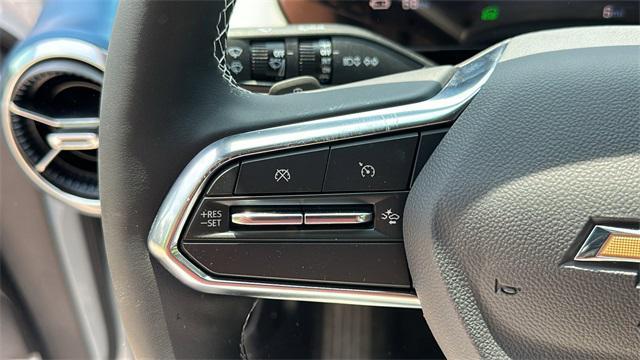 new 2025 Chevrolet Equinox EV car, priced at $29,640