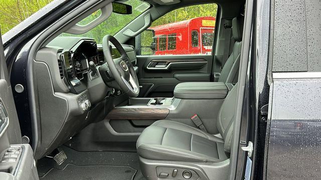 new 2025 GMC Sierra 2500 car, priced at $79,920
