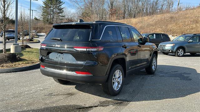 new 2025 Jeep Grand Cherokee car, priced at $41,014