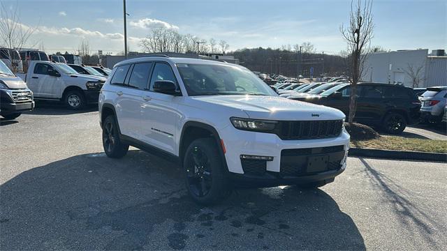 new 2025 Jeep Grand Cherokee L car, priced at $52,535