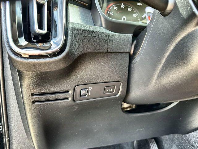 used 2021 Volvo XC40 car, priced at $22,242