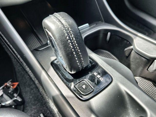 used 2021 Volvo XC40 car, priced at $22,242