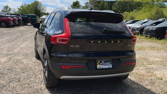 used 2021 Volvo XC40 car, priced at $22,242