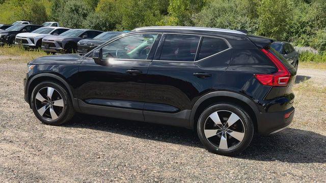 used 2021 Volvo XC40 car, priced at $22,242