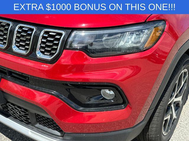new 2025 Jeep Compass car, priced at $31,985