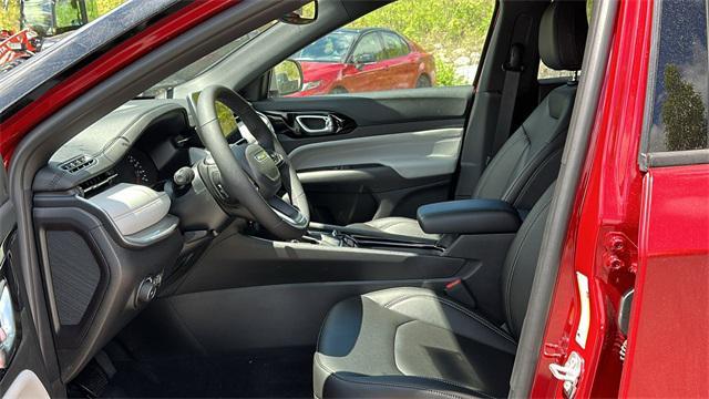 new 2025 Jeep Compass car, priced at $32,985