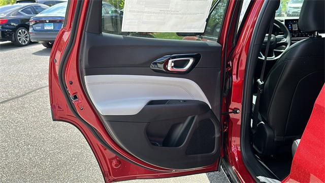 new 2025 Jeep Compass car, priced at $32,985