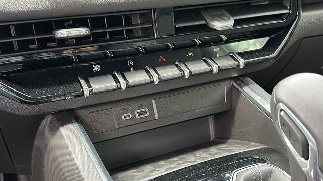 new 2025 GMC Canyon car, priced at $44,800