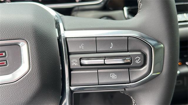 new 2025 GMC Canyon car, priced at $45,800
