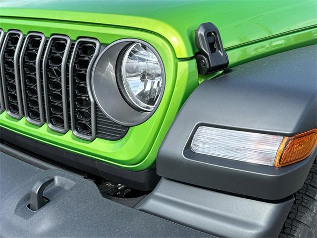 new 2025 Jeep Wrangler car, priced at $52,765