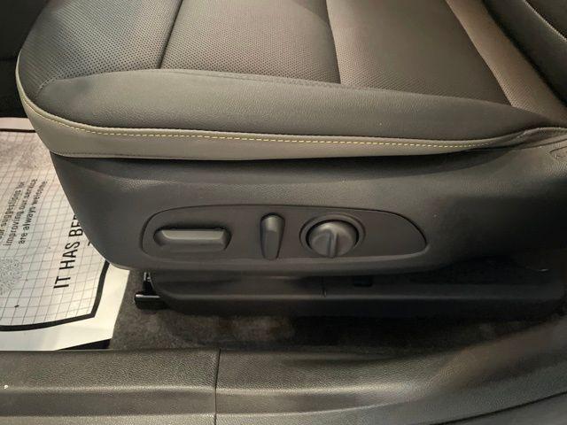 new 2025 Chevrolet Trax car, priced at $27,085