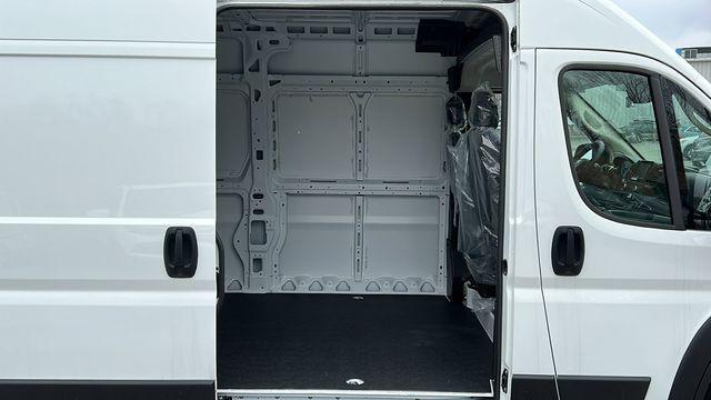 new 2024 Ram ProMaster 2500 car, priced at $48,400