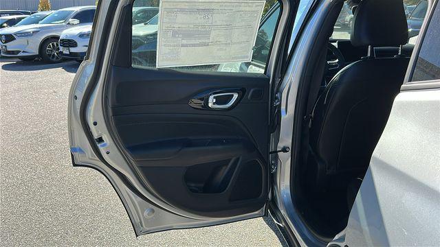 new 2026 Jeep Compass car, priced at $34,998