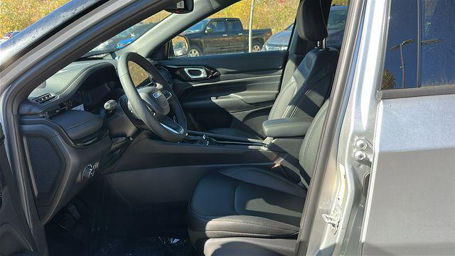 new 2026 Jeep Compass car, priced at $34,998