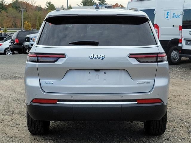 new 2024 Jeep Grand Cherokee L car, priced at $53,611