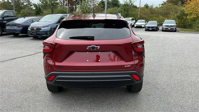 new 2025 Chevrolet Trax car, priced at $26,085