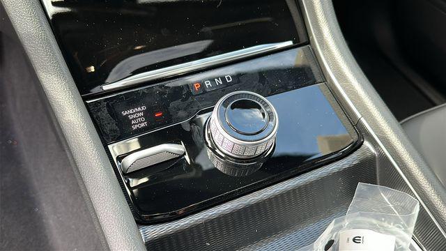 new 2025 Jeep Grand Cherokee car, priced at $44,999