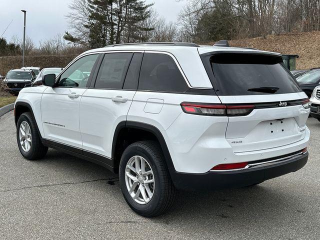 new 2025 Jeep Grand Cherokee car, priced at $40,119