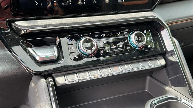 new 2025 GMC Sierra 2500 car, priced at $77,175