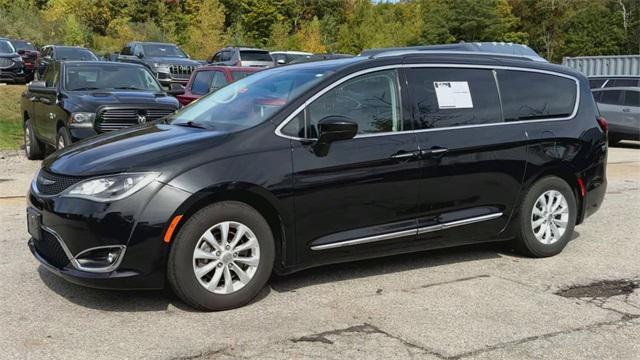 used 2018 Chrysler Pacifica car, priced at $19,985