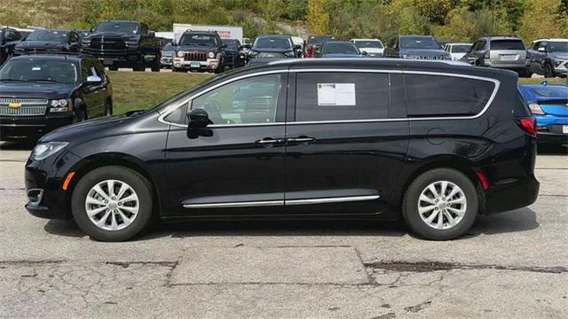 used 2018 Chrysler Pacifica car, priced at $19,985