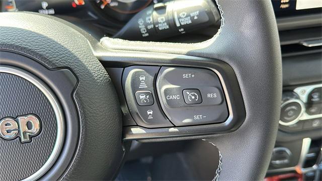 new 2025 Jeep Wrangler car, priced at $51,694