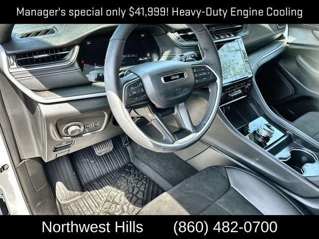 used 2025 Jeep Grand Cherokee car, priced at $41,999