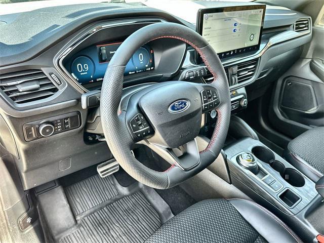 used 2023 Ford Escape car, priced at $25,737