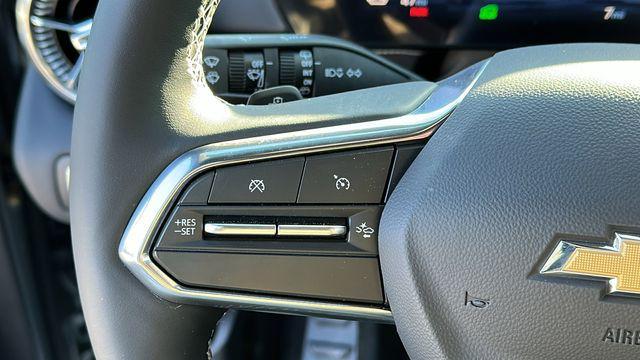 new 2025 Chevrolet Blazer EV car, priced at $33,780